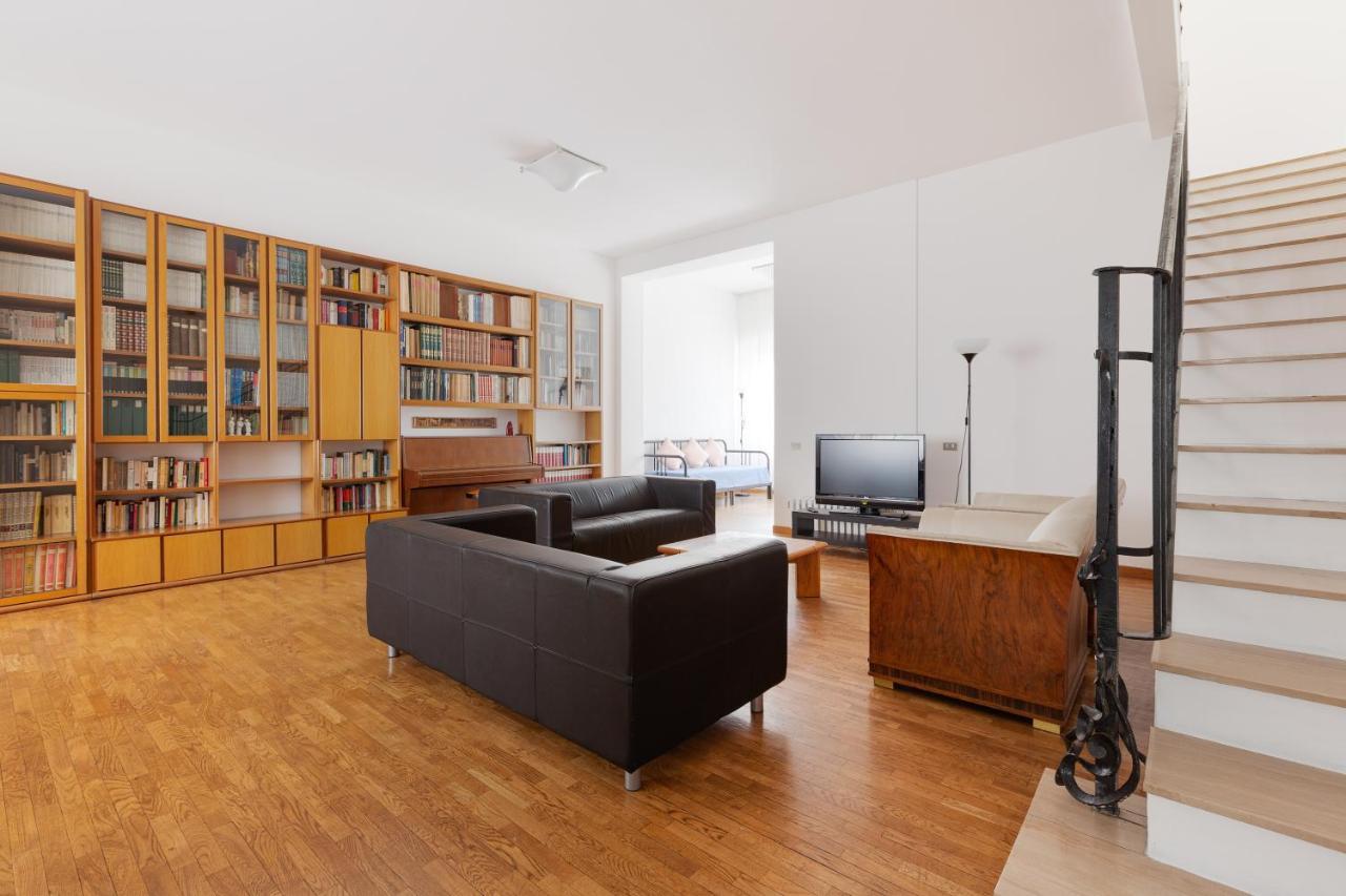 Ca' Stellini - Comoda Casa Indipendente Con Parcheggio Privato ميلان المظهر الخارجي الصورة